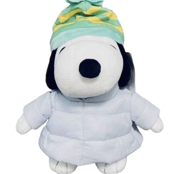 Snoopy Puffer Jacket 2023 Peanuts CVS Christmas Holiday Plush As Seen On TikTok - Picture 2 of 7